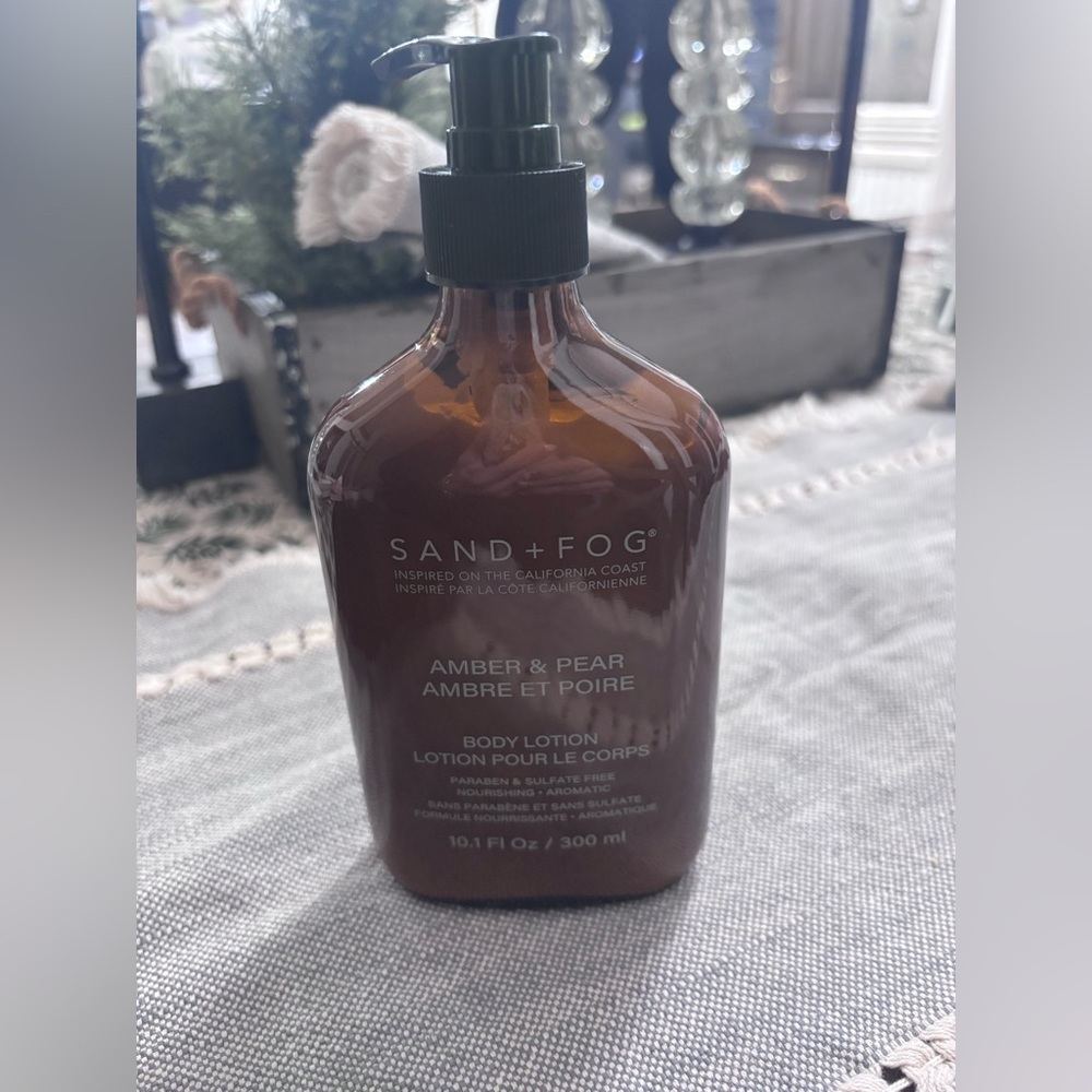 Amber & Pear Body Lotion -300 ml